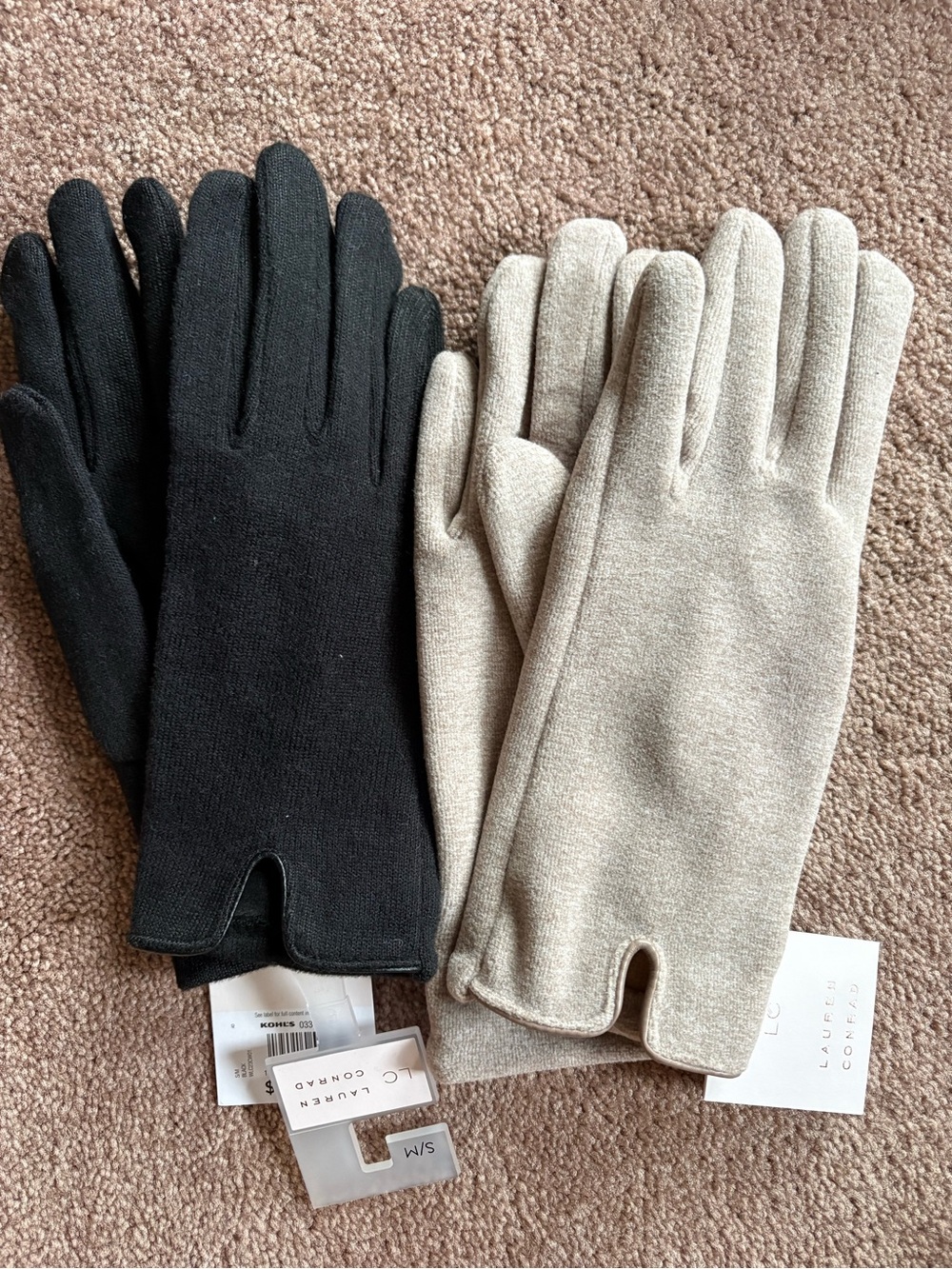 Lauren Conrad Women’s set lot bundle of 2 warm winter gloves small medium NWT